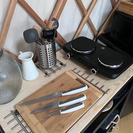 Yary Yurt * Všeruby