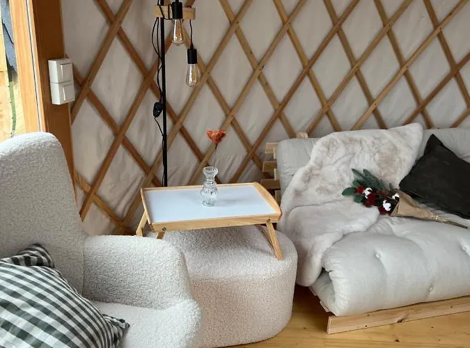 Glamping Yary Yurt *